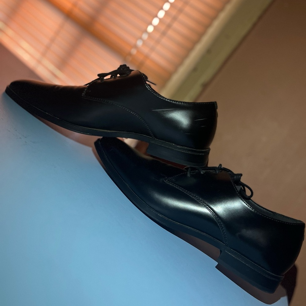 Classic Black Men's Dress Shoes